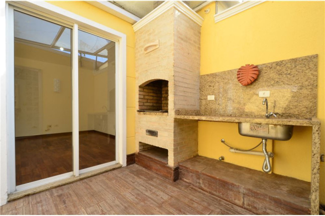 Imagem Casa com 3 Quartos à Venda, em Morumbi - São Paulo Imagem Casa com 3 Quartos à Venda, em Morumbi - São Paulo