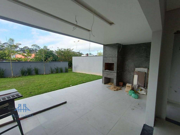 Imagem Casa com 3 Quartos à Venda, 272 m² em São João Do Rio Vermelho - Florianópolis Imagem Casa com 3 Quartos à Venda, 272 m² em São João Do Rio Vermelho - Florianópolis