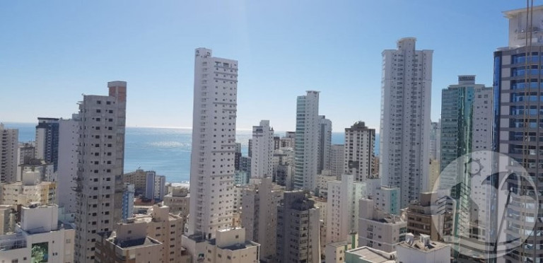 Apartamento com 3 Quartos à Venda, 195 m² em Centro - Balneário Camboriú