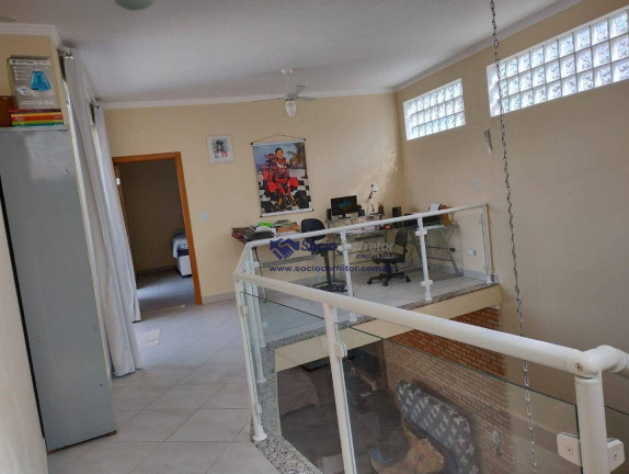 Imagem Sobrado com 4 Quartos à Venda, 230 m² em Centro - Arujá Imagem Sobrado com 4 Quartos à Venda, 230 m² em Centro - Arujá