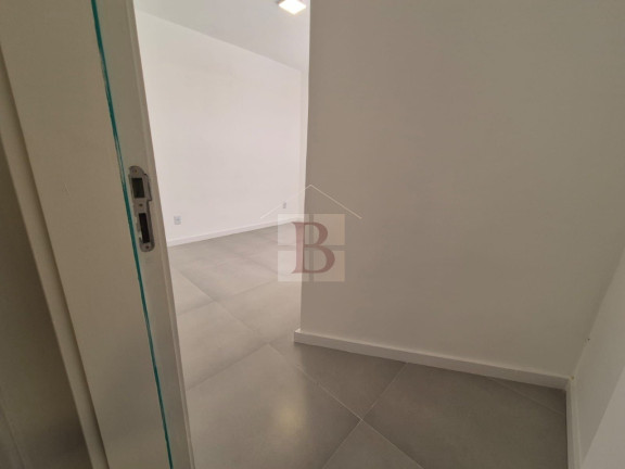 Imagem Imóvel com 3 Quartos à Venda, 70 m² em Icaraí - Niterói