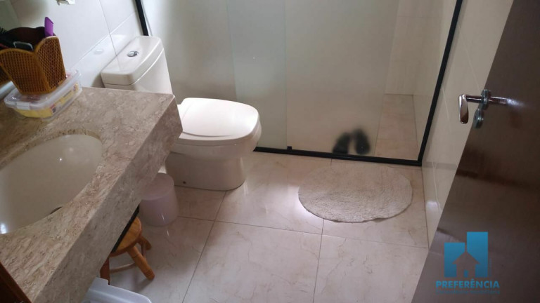 Imagem Casa com 4 Quartos à Venda, 157 m² em Contorno - Ponta Grossa Imagem Casa com 4 Quartos à Venda, 157 m² em Contorno - Ponta Grossa