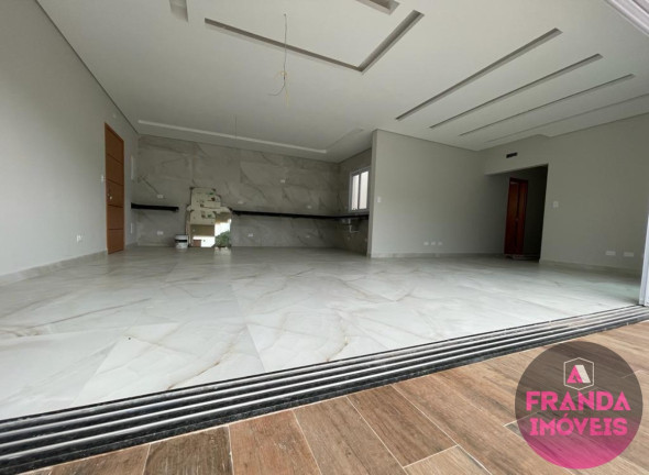 Imagem Cobertura com 3 Quartos à Venda, 150 m² em Toninhas - Ubatuba
