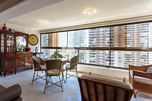 Imagem Apartamento com 4 Quartos à Venda, 195 m² em Morumbi - São Paulo Imagem Apartamento com 4 Quartos à Venda, 195 m² em Morumbi - São Paulo