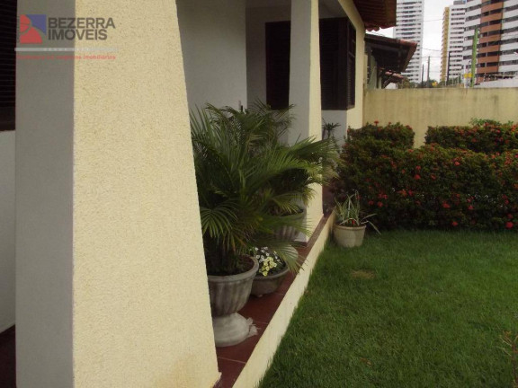 Imagem Casa com 3 Quartos à Venda, 380 m² em Lagoa Nova - Natal