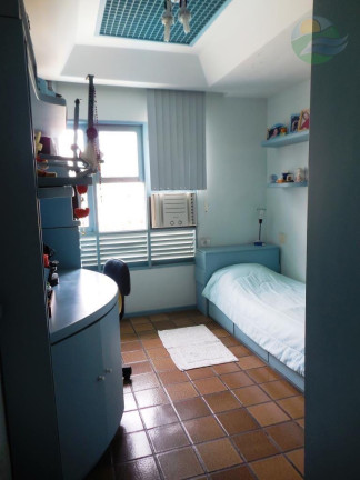 Imagem Casa com 5 Quartos à Venda, 300 m² Imagem Casa com 5 Quartos à Venda, 300 m²