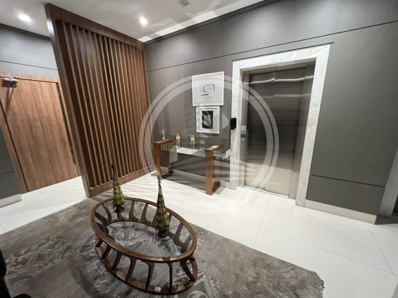 Imagem Apartamento com 3 Quartos à Venda, 128 m² em Pioneiros - Balneário Camboriú Imagem Apartamento com 3 Quartos à Venda, 128 m² em Pioneiros - Balneário Camboriú