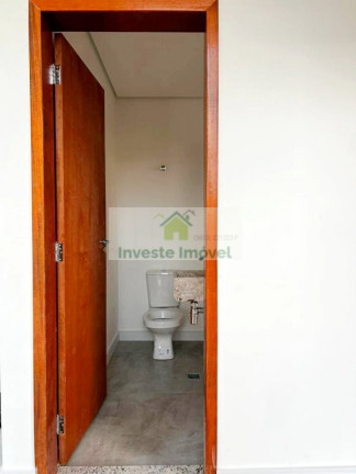 Imagem Casa de Condomínio com 3 Quartos à Venda, 227 m² em Granja Viana - Cotia