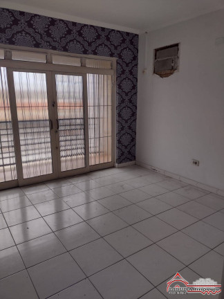 Imagem Casa com 7 Quartos para Alugar, 220 m² em Centro - Jacareí Imagem Casa com 7 Quartos para Alugar, 220 m² em Centro - Jacareí