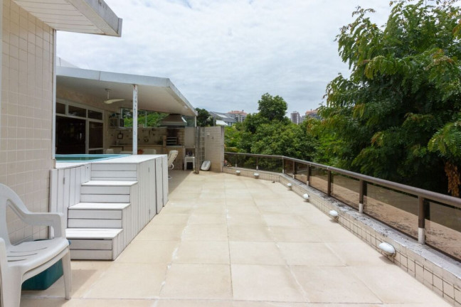 Imagem Imóvel com 5 Quartos à Venda, em Barra Da Tijuca - Rio De Janeiro Imagem Imóvel com 5 Quartos à Venda, em Barra Da Tijuca - Rio De Janeiro
