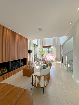 Imagem Casa de Condomínio com 4 Quartos à Venda, 345 m² em Alphaville - Santana De Parnaíba Imagem Casa de Condomínio com 4 Quartos à Venda, 345 m² em Alphaville - Santana De Parnaíba