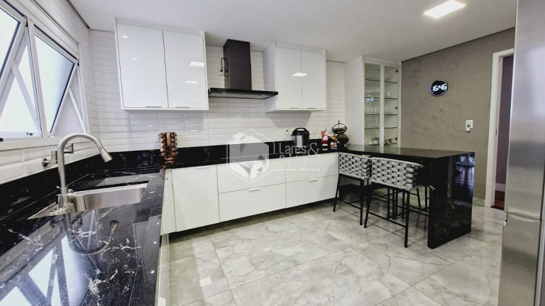 Imagem Apartamento com 3 Quartos à Venda, 239 m² em Vila Suzana - São Paulo Imagem Apartamento com 3 Quartos à Venda, 239 m² em Vila Suzana - São Paulo