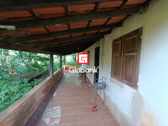 Imagem Imóvel com 3 Quartos à Venda, em Extrema - Montes Claros Imagem Imóvel com 3 Quartos à Venda, em Extrema - Montes Claros