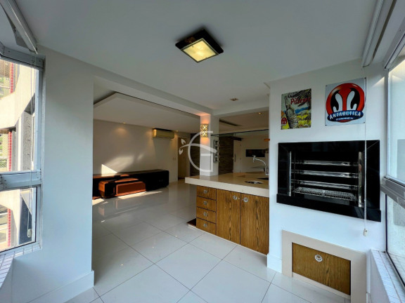 Imagem Apartamento com 3 Quartos à Venda, 180 m² em Atiradores - Joinville