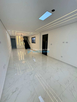 Imagem Casa com 4 Quartos à Venda, 160 m² em Guilhermina - Praia Grande Imagem Casa com 4 Quartos à Venda, 160 m² em Guilhermina - Praia Grande