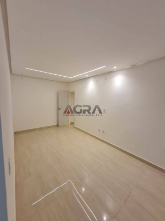 Imagem Casa com 4 Quartos à Venda, 142 m² em Alto Do Boa Vista - Vitória Da Conquista Imagem Casa com 4 Quartos à Venda, 142 m² em Alto Do Boa Vista - Vitória Da Conquista