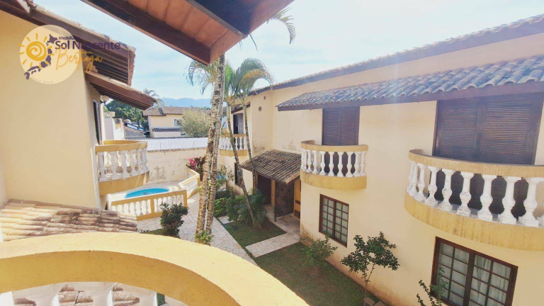 Imagem Casa de Vila com 2 Quartos à Venda, 65 m² em Maitinga - Bertioga Imagem Casa de Vila com 2 Quartos à Venda, 65 m² em Maitinga - Bertioga