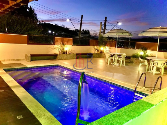 Imagem Casa com 4 Quartos à Venda, 297 m² em Centro - Guararema