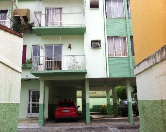 Imóvel com 2 Quartos à Venda, 75 m² em Caonze - Nova Iguaçu