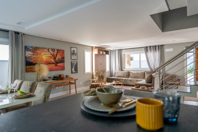 Imagem Casa de Condomínio com 3 Quartos à Venda, 300 m² em Ipanema - Porto Alegre Imagem Casa de Condomínio com 3 Quartos à Venda, 300 m² em Ipanema - Porto Alegre