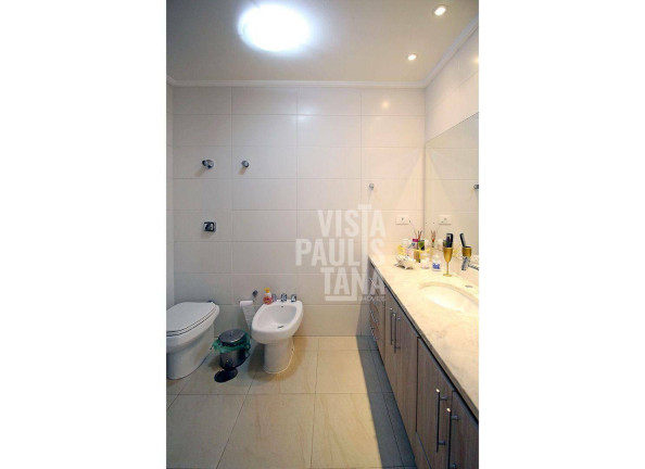 Imagem Apartamento com 3 Quartos à Venda, 140 m² em Itaim Bibi - São Paulo Imagem Apartamento com 3 Quartos à Venda, 140 m² em Itaim Bibi - São Paulo