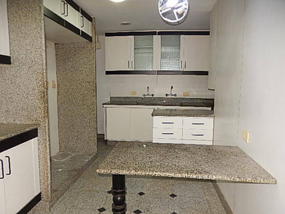 Imagem Apartamento com 22 Quartos à Venda, 208 m² em Leblon - Rio De Janeiro
