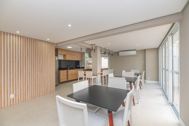 Imagem Cobertura com 3 Quartos à Venda, 199 m² em Menino Deus - Porto Alegre Imagem Cobertura com 3 Quartos à Venda, 199 m² em Menino Deus - Porto Alegre