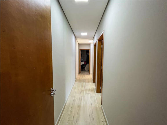 Imagem Casa com 3 Quartos à Venda, 250 m² em Jardim Valencia - Ribeirão Preto Imagem Casa com 3 Quartos à Venda, 250 m² em Jardim Valencia - Ribeirão Preto