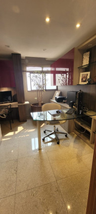 Imagem Apartamento com 3 Quartos à Venda, 206 m² em Menino Deus - Porto Alegre Imagem Apartamento com 3 Quartos à Venda, 206 m² em Menino Deus - Porto Alegre