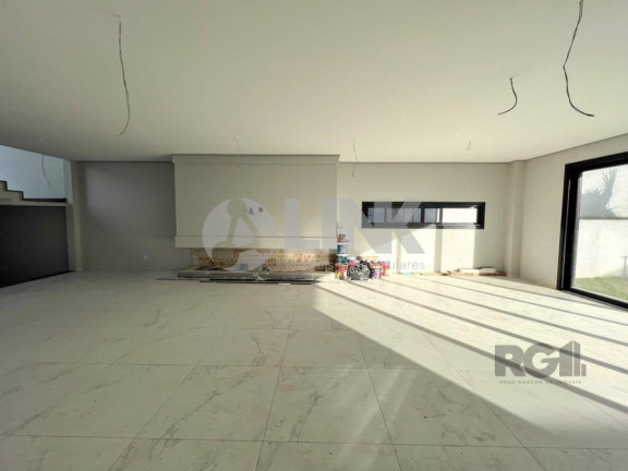 Imagem Imóvel com 4 Quartos à Venda, 371 m² em Vila Nova - Porto Alegre Imagem Imóvel com 4 Quartos à Venda, 371 m² em Vila Nova - Porto Alegre
