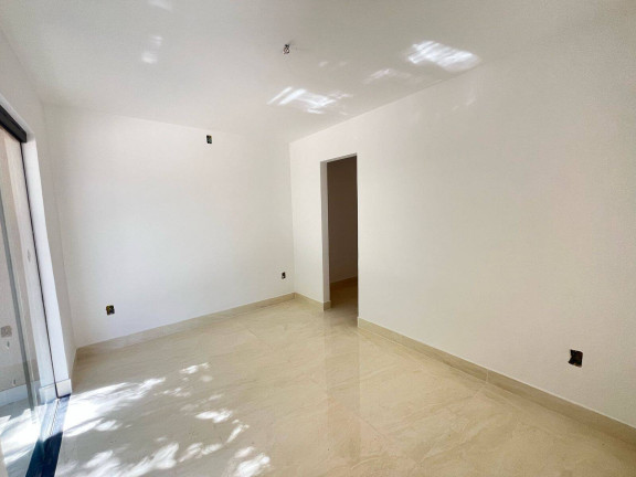 Imagem Casa com 3 Quartos à Venda, em Balneario São Pedro - São Pedro Da Aldeia Imagem Casa com 3 Quartos à Venda, em Balneario São Pedro - São Pedro Da Aldeia