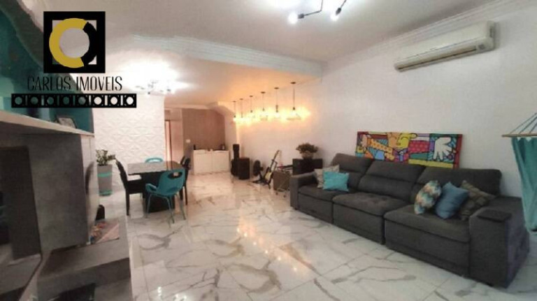 Casa com 3 Quartos à Venda, 160 m² em Embaré - Santos