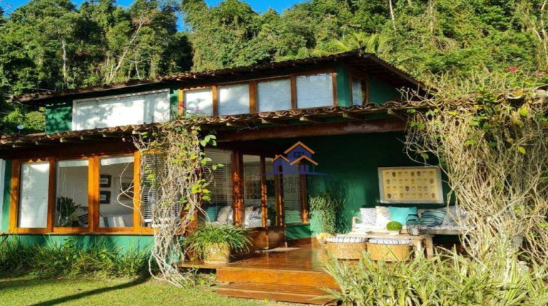 Casa com 3 Quartos à Venda, 140 m² em Retiro (cunhambebe) - Angra Dos Reis