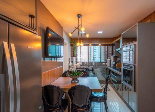 Imagem Apartamento com 4 Quartos à Venda, 180 m² em 2 Quadra Centro - Balneário Camboriú