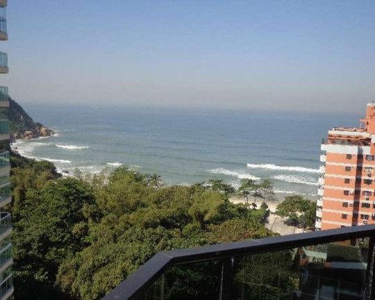 Imóvel com 3 Quartos à Venda, 268 m² em Jardim Astúrias - Guarujá