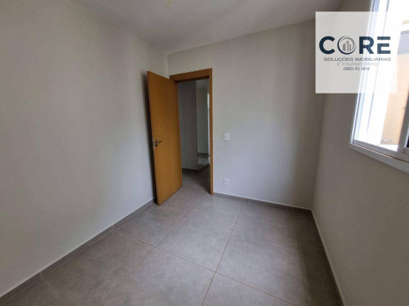 Imagem Apartamento com 2 Quartos à Venda, 45 m² em Paciência - Sabará