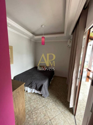 Imagem Casa com 3 Quartos à Venda, 130 m² em Pedra Branca - Palhoça Imagem Casa com 3 Quartos à Venda, 130 m² em Pedra Branca - Palhoça