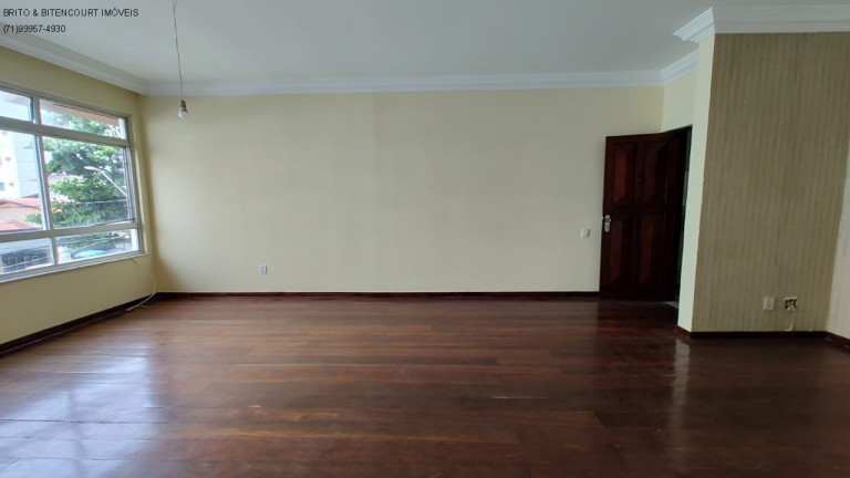 Imagem Imóvel com 3 Quartos à Venda, 130 m² em Costa Azul - Salvador Imagem Imóvel com 3 Quartos à Venda, 130 m² em Costa Azul - Salvador