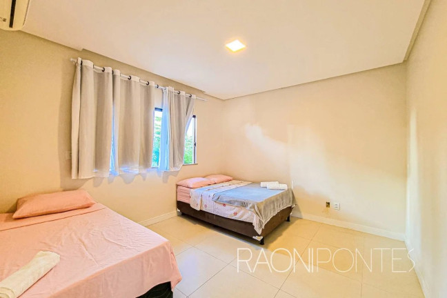 Imagem Casa com 3 Quartos à Venda, 297 m² em Barra Do Jacuípe - Camaçari Imagem Casa com 3 Quartos à Venda, 297 m² em Barra Do Jacuípe - Camaçari