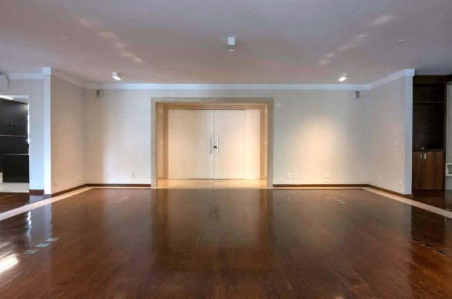 Imagem Apartamento com 3 Quartos à Venda, 306 m² em Jardim Paulistano - São Paulo