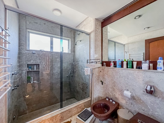 Imagem Cobertura com 3 Quartos à Venda, 483 m² em Auxiliadora - Porto Alegre Imagem Cobertura com 3 Quartos à Venda, 483 m² em Auxiliadora - Porto Alegre