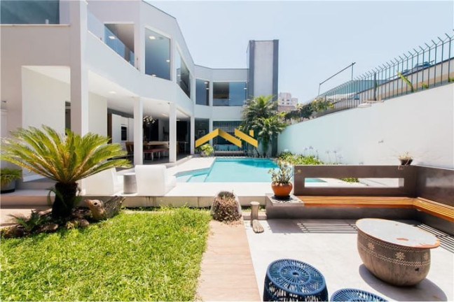 Imagem Casa com 4 Quartos à Venda, 660 m² em Tatuapé - São Paulo Imagem Casa com 4 Quartos à Venda, 660 m² em Tatuapé - São Paulo