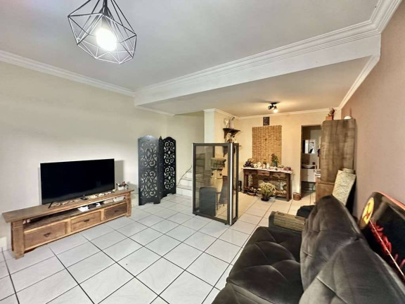 Imagem Casa com 2 Quartos à Venda, 139 m² em Jardim Rebelato - Cotia
