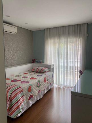 Imagem Casa com 4 Quartos à Venda, 300 m² em Alphaville - Santana De Parnaíba Imagem Casa com 4 Quartos à Venda, 300 m² em Alphaville - Santana De Parnaíba