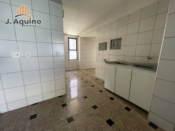 Apartamento com 5 Quartos à Venda, 1.000 m² em Mucuripe - Fortaleza