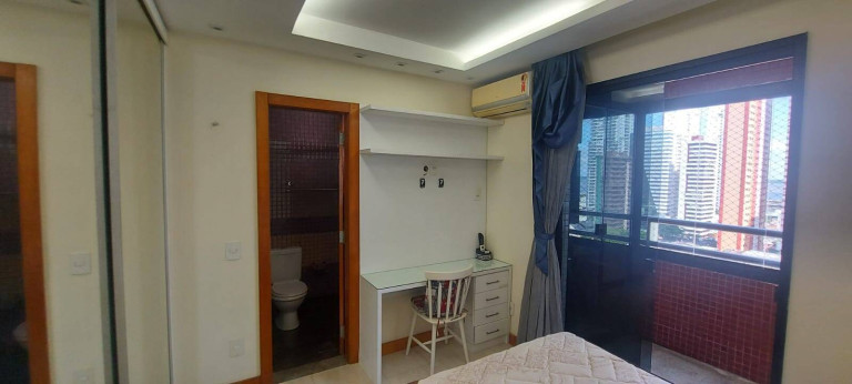 Imagem Apartamento com 3 Quartos à Venda, 216 m² em Umarizal - Belém
