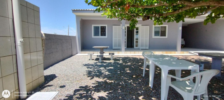 Imagem Casa com 3 Quartos para Alugar,  em Praia Da Pinheira - Palhoça