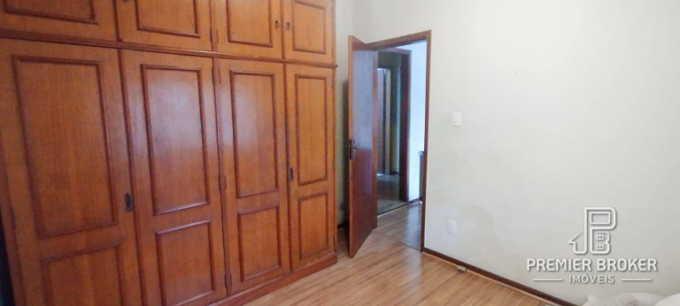 Imagem Casa com 4 Quartos à Venda, 134 m² em São Pedro - Teresópolis Imagem Casa com 4 Quartos à Venda, 134 m² em São Pedro - Teresópolis