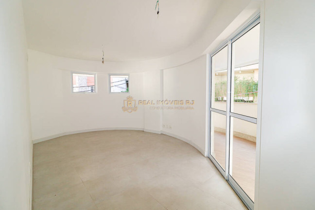 Imagem Apartamento com 5 Quartos à Venda, 163 m² em Lagoa - Rio De Janeiro Imagem Apartamento com 5 Quartos à Venda, 163 m² em Lagoa - Rio De Janeiro