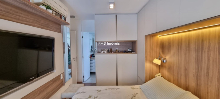 Imagem Imóvel com 4 Quartos à Venda, 138 m² em Aclimação - São Paulo Imagem Imóvel com 4 Quartos à Venda, 138 m² em Aclimação - São Paulo
